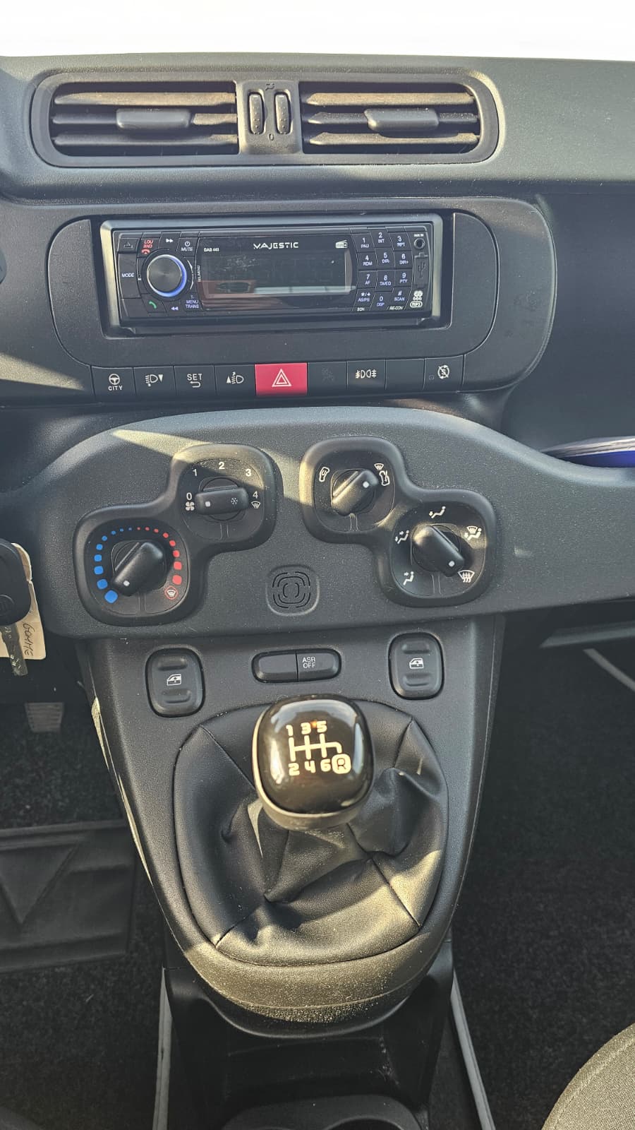 Fiat Panda Van autocarro 1.0 Hybrid 2018 Euro 6D usato certificato iBonanomi
