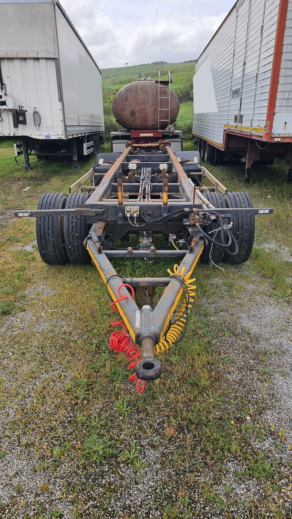 Rimorchio scarrabile casse mobili Atlas ARF 48 M2 2 assi