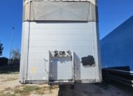 Semirimorchio centinato Schmitz Cargobull 3 assi 2014, vista frontale