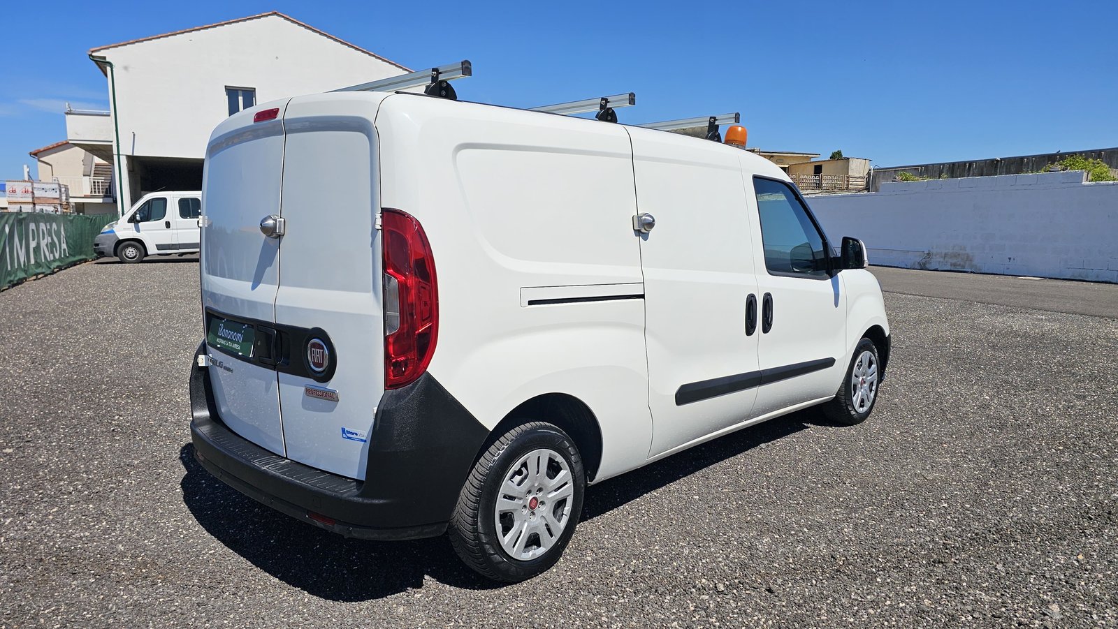 Fiat Doblò Maxi officina mobile, tre quarti posteriore destra