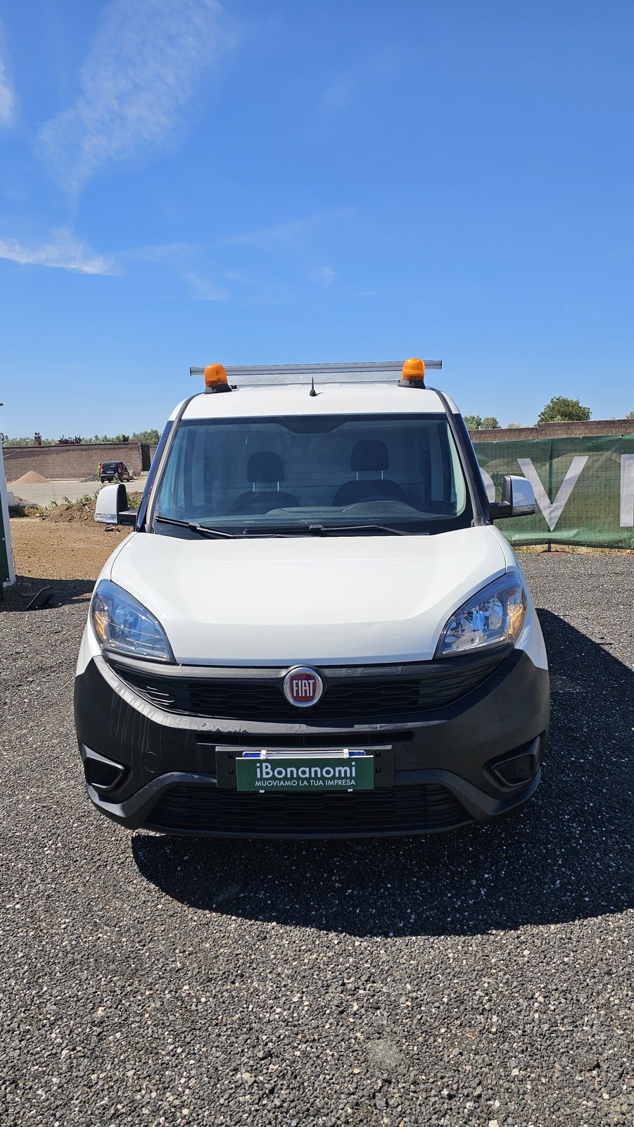 Fiat Doblò Maxi officina mobile, vista frontale
